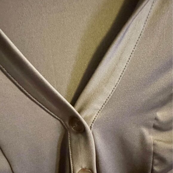 Cropped Grey Button Down - Picture 7 of 8